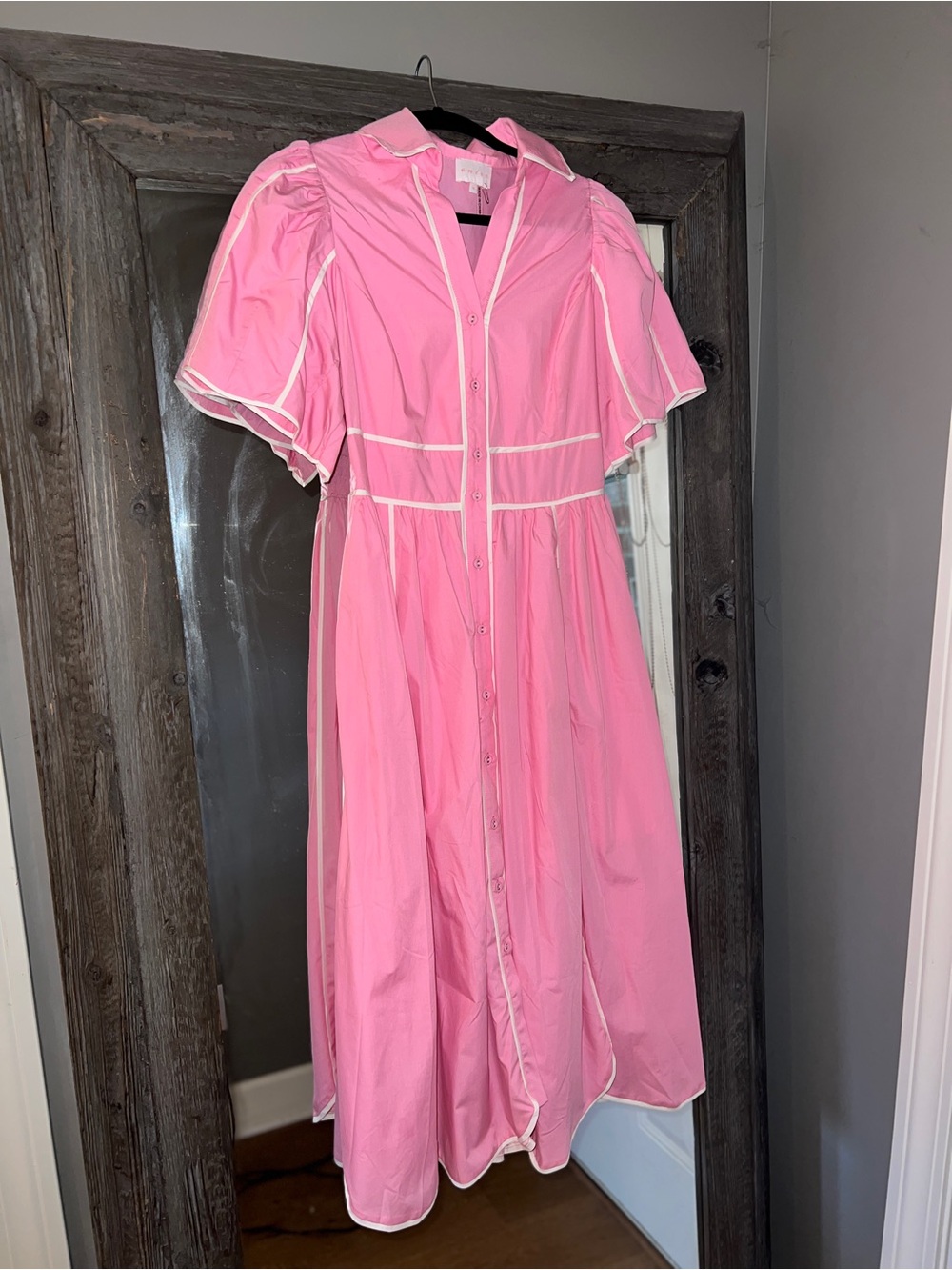 Entro Pink Button-Front Puff Sleeve Dress with White Piping